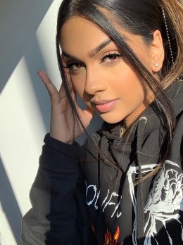 karty - Escort victoria | Girl in Doha